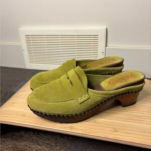 Michael Kors Olive Green Suede Women's Clogs